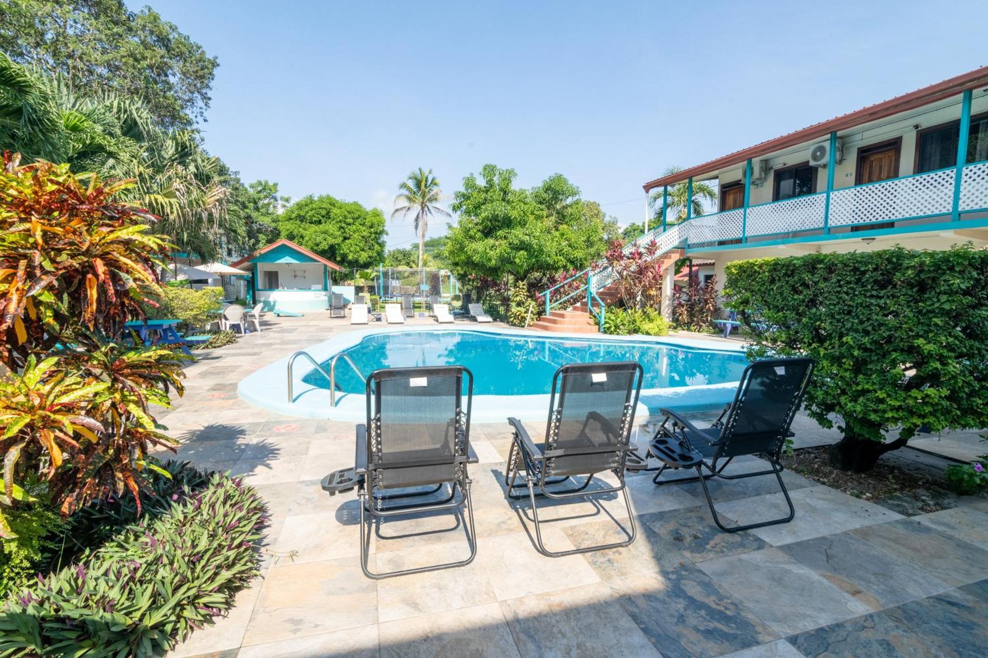 Drift Inn Cayo Santa Elena Екстериор снимка
