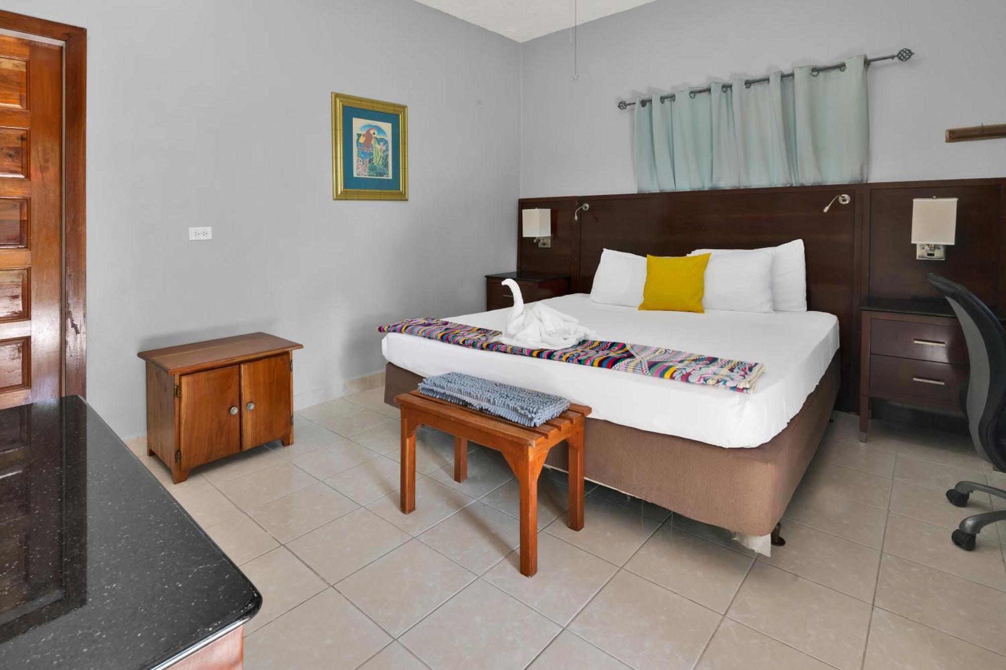 Drift Inn Cayo Santa Elena Екстериор снимка